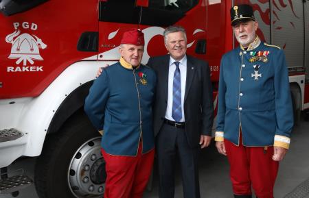 OTVORITEV DOMA NA RAKEKU 60 FOTO LJUBO VUKELIČ